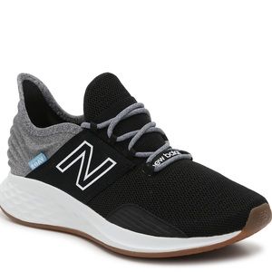 NIB New Balance Fresh Foam Roav Running Sneakers Size 11